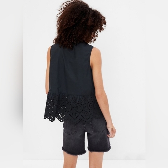 Gap Peplum Eyelet Top Blouse Sleeveless Size M - Picture 3 of 8
